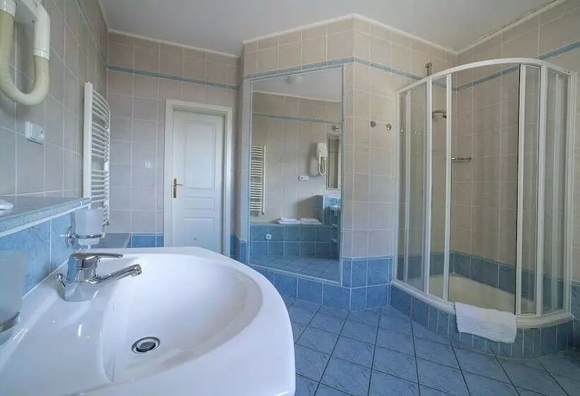 Festival Hotel Apartments