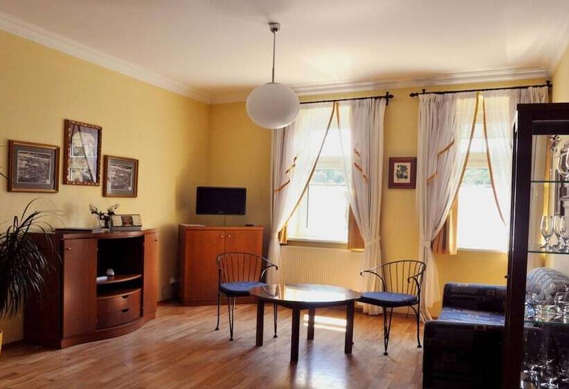 Festival Hotel Apartments