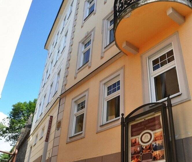 Festival Hotel Apartments