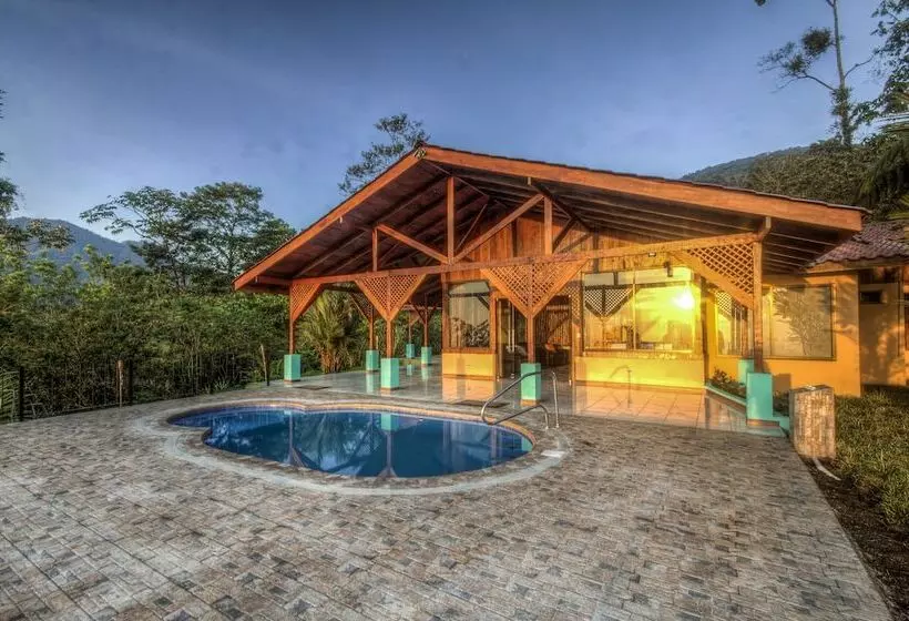 ホテル Arenal Waterfall Lodge Villas
