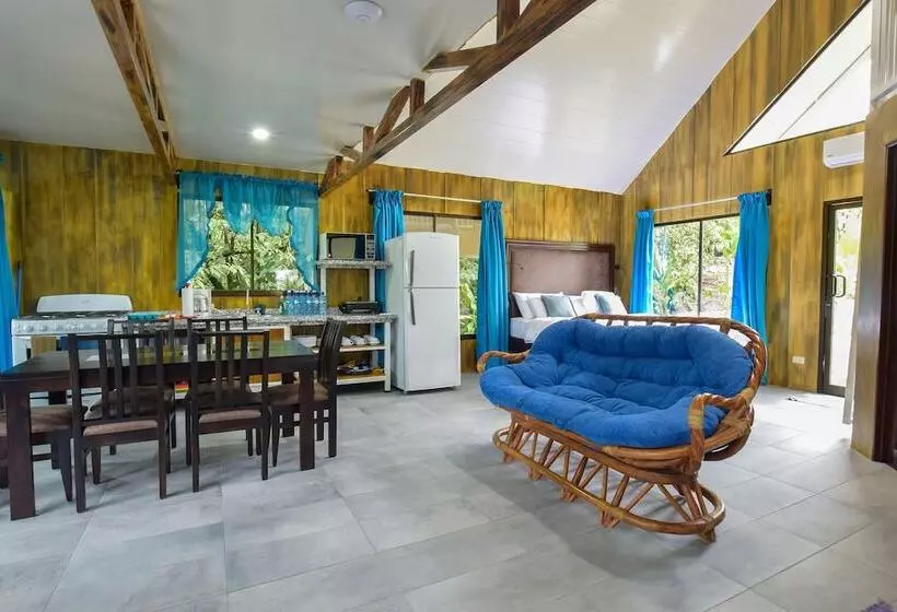 ホテル Arenal Waterfall Lodge Villas