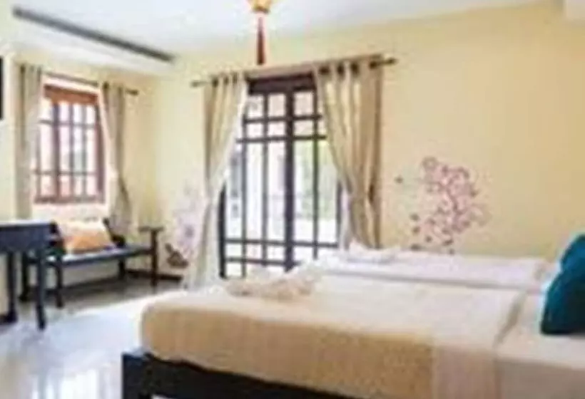 酒店 Banana Beach Resort