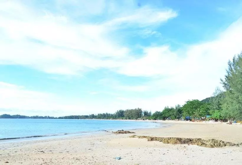 酒店 Banana Beach Resort