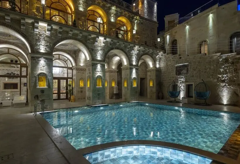 ホテル Cave Suites Cappadocia, Curio Collection by Hilton