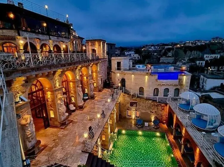 ホテル Cave Suites Cappadocia, Curio Collection by Hilton