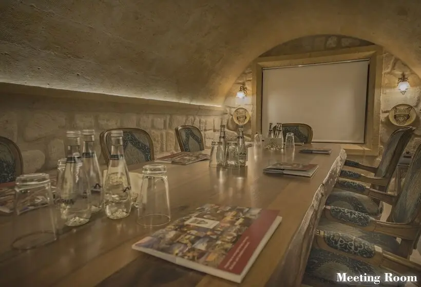 ホテル Cave Suites Cappadocia, Curio Collection by Hilton