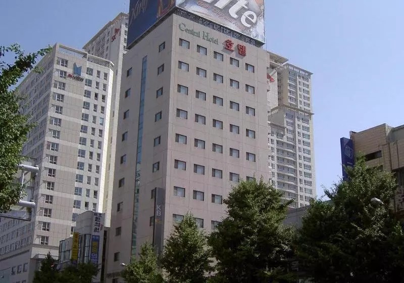 فندق Busan Central