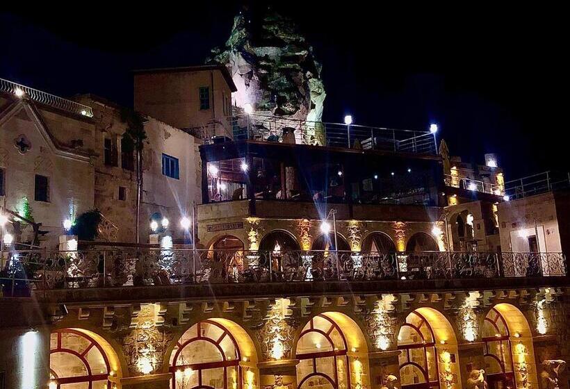 هتل Elika Cave Suites & Spa