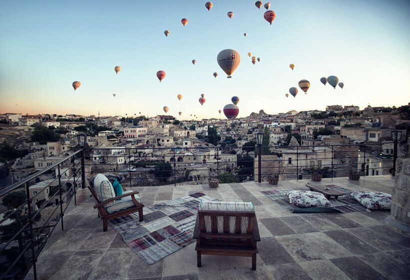 هتل Elika Cave Suites & Spa