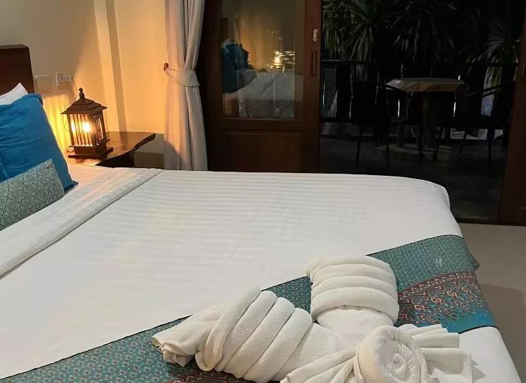 هتل Krabi Klong Muang Bay Resort