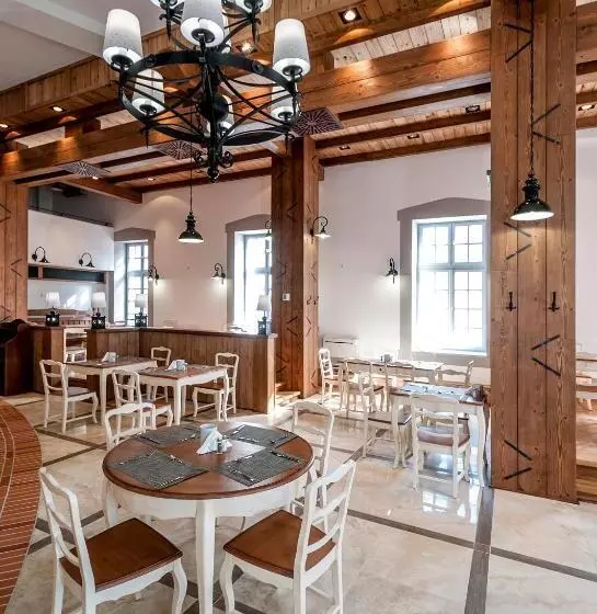 בית מלון כפרי Malom