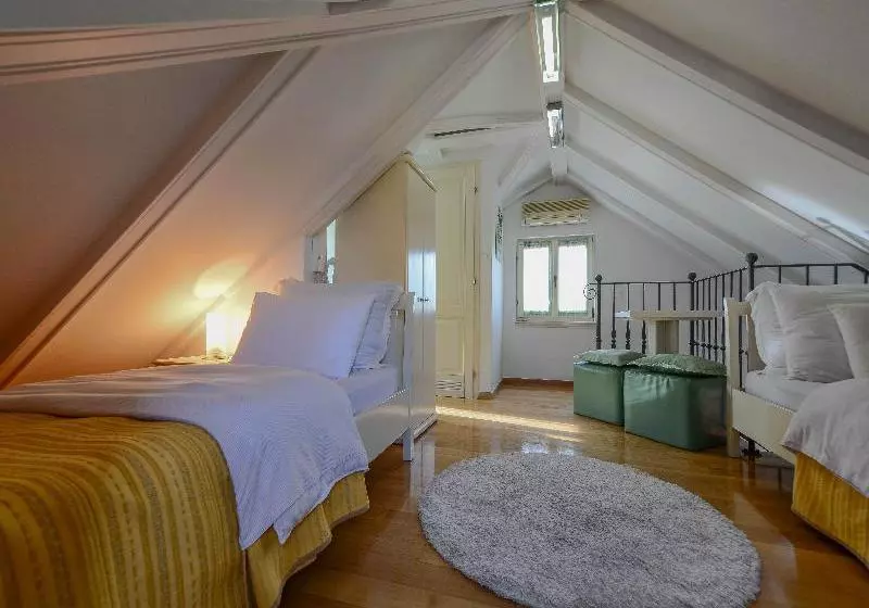 Szálloda Tri Lava Luxury Living