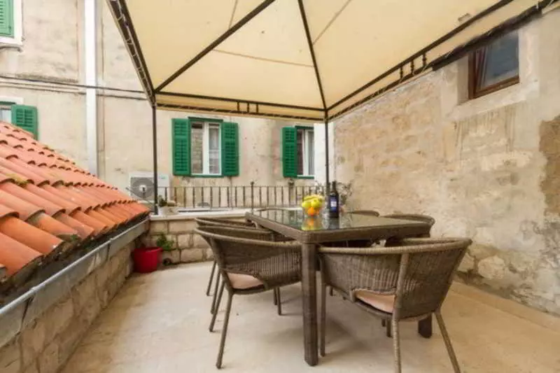 Szálloda Tri Lava Luxury Living