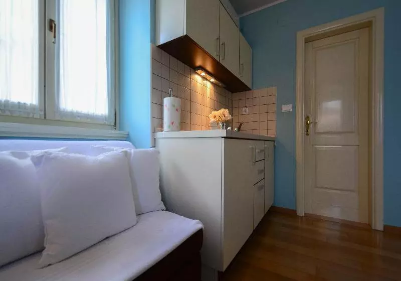 Szálloda Tri Lava Luxury Living