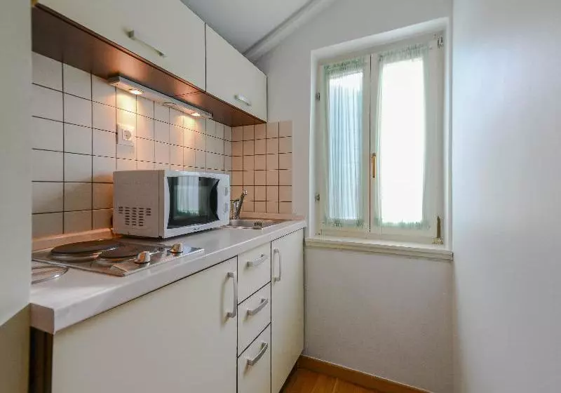 Szálloda Tri Lava Luxury Living