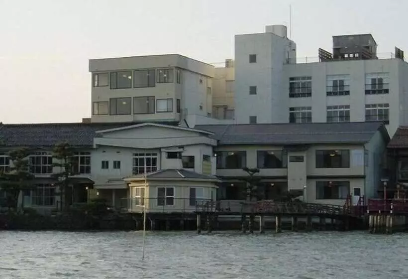 Hôtel Yunoyado Saika