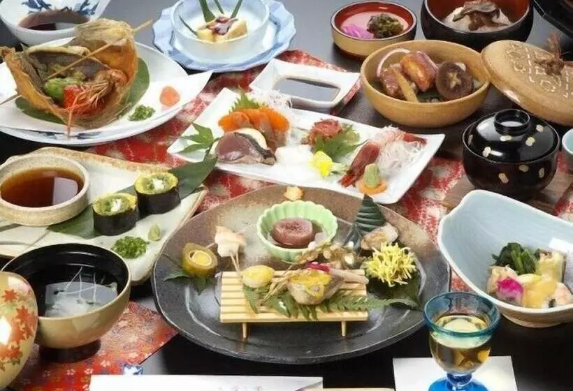 Hôtel Yunoyado Saika