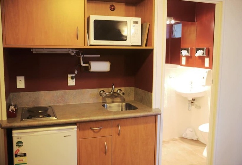 Kiwi Studios Motel