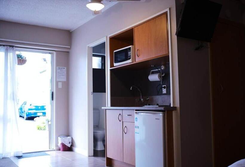 Kiwi Studios Motel
