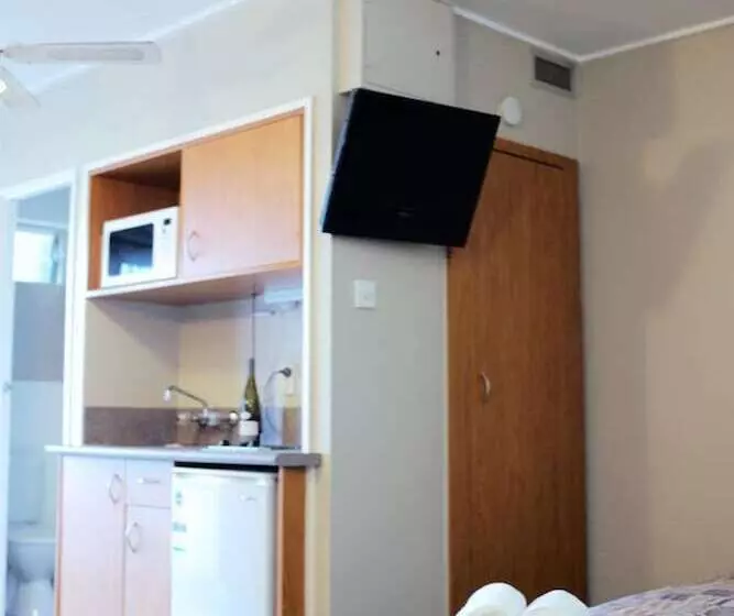 Kiwi Studios Motel