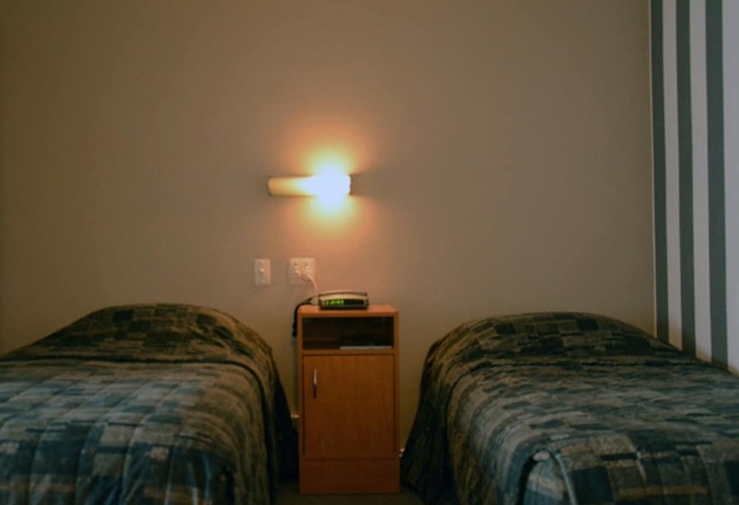 Kiwi Studios Motel