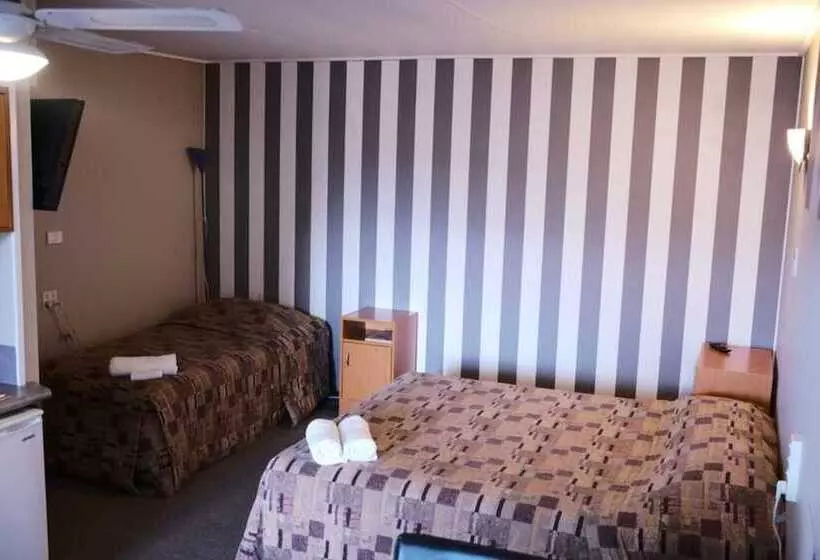 Kiwi Studios Motel