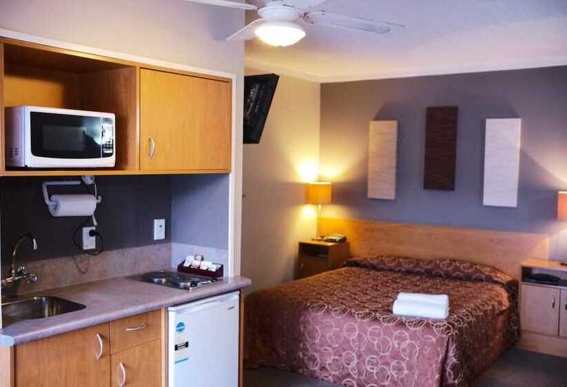 Kiwi Studios Motel