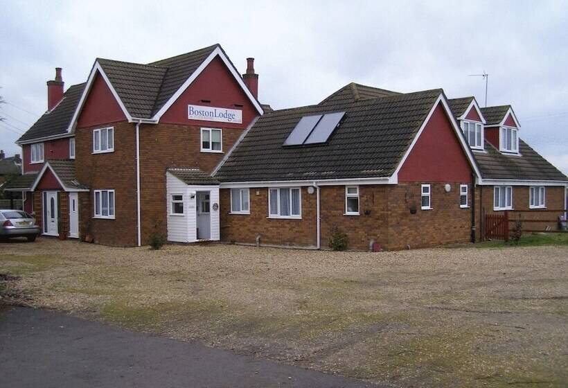 פנסיון Boston Lodge