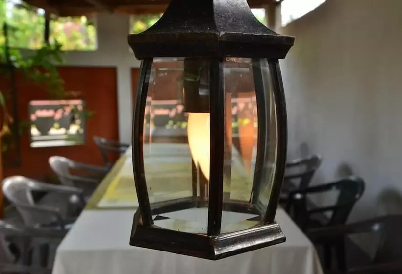 펜션 Golden Lodge Tangalle