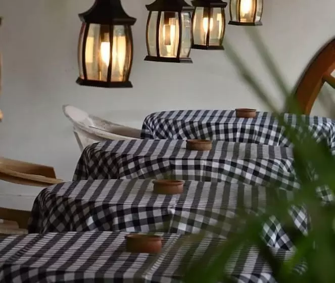 펜션 Golden Lodge Tangalle