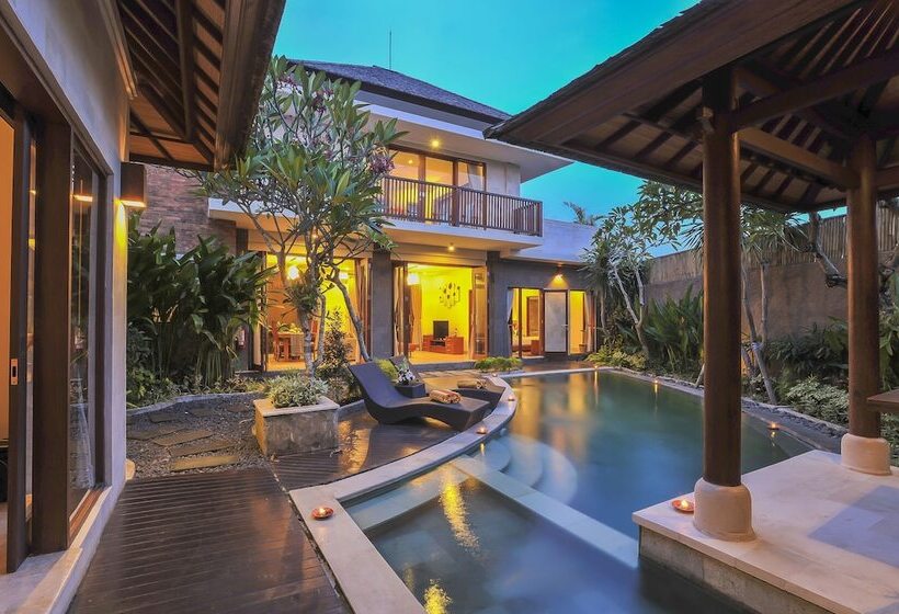 리조트 Aksata Villas