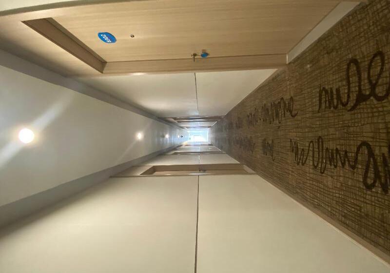 Otel Hanting Shanghai Anting Car City