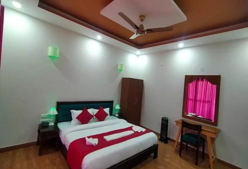 ホテル Satopanth The Auli Resort