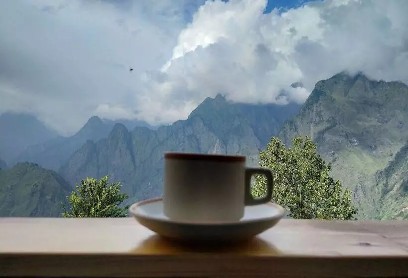 ホテル Satopanth The Auli Resort