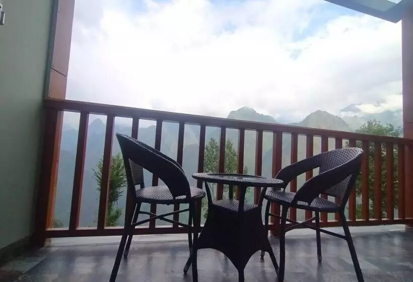 ホテル Satopanth The Auli Resort