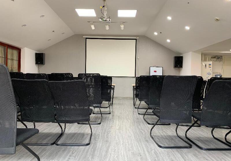 Hotel Hanting  Qingdao Hai Er Industrial Park Metro Building Station