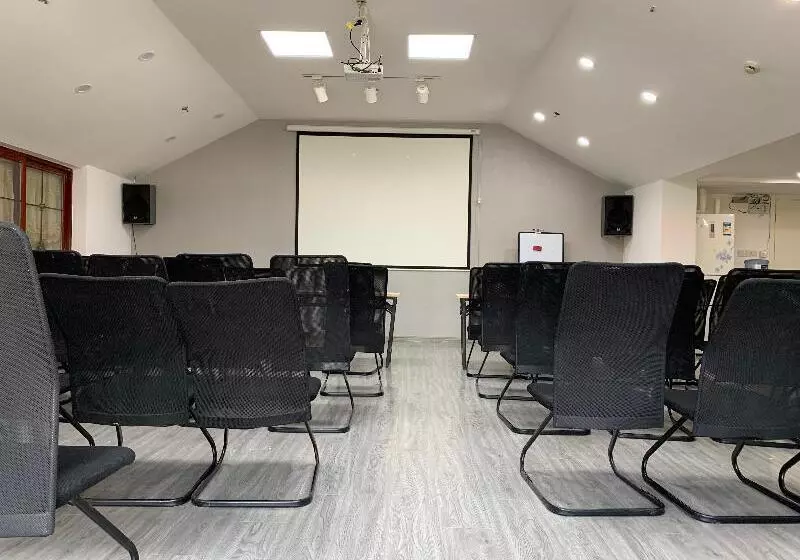 هتل Hanting  Qingdao Hai Er Industrial Park Metro Building Station