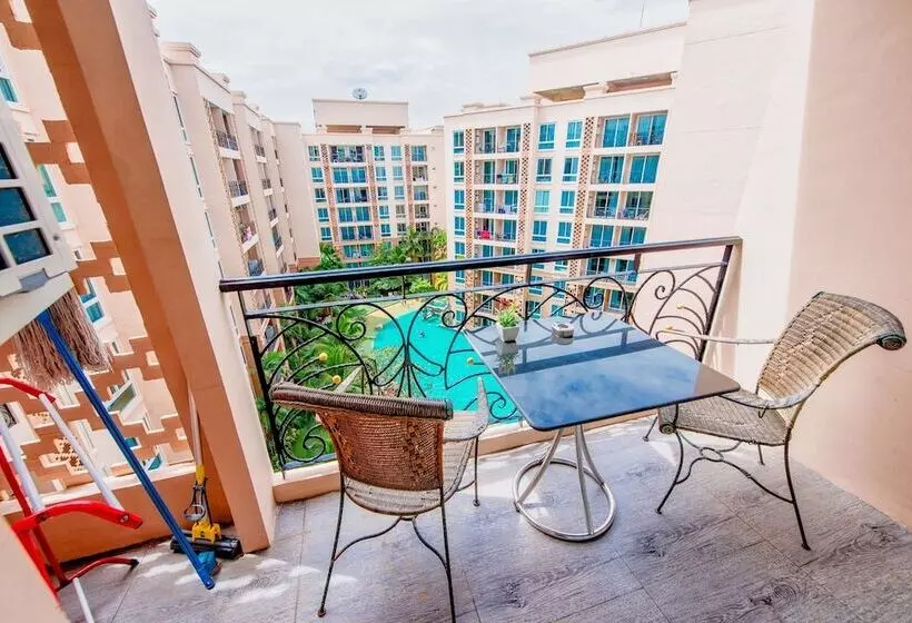 Athena Waterpark Jomtien Beach