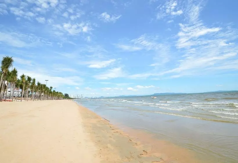 Athena Waterpark Jomtien Beach