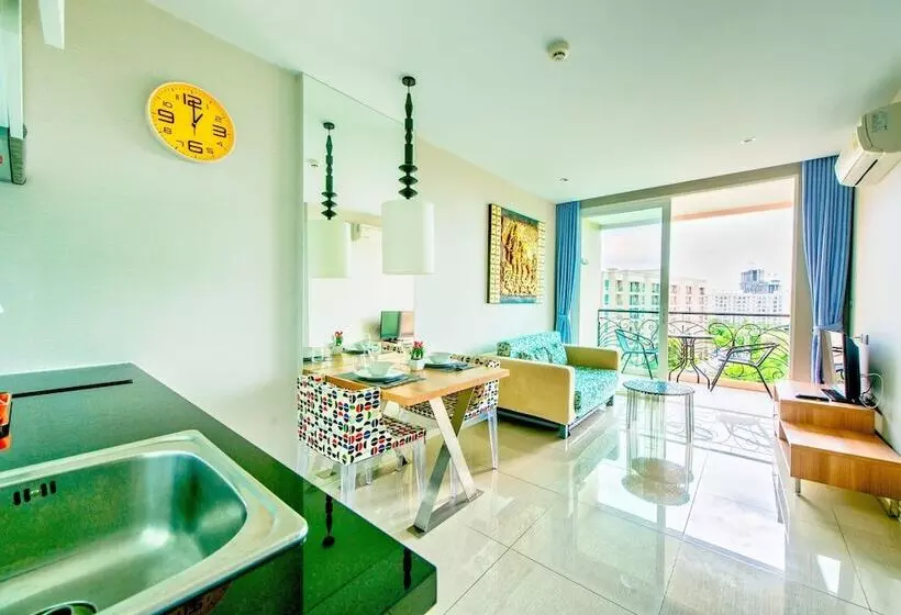 Athena Waterpark Jomtien Beach