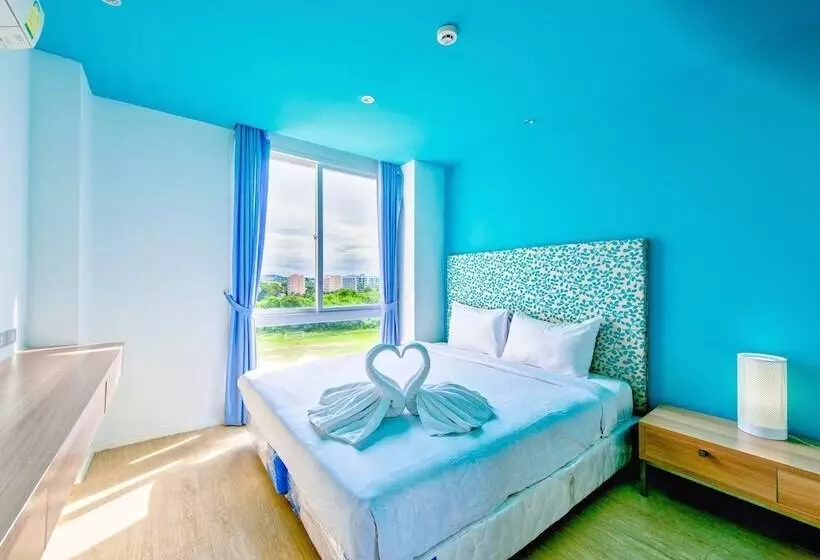 Athena Waterpark Jomtien Beach