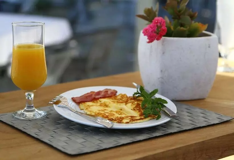 Chios Xenia Studio & Apartments