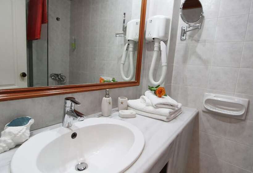 Chios Xenia Studio & Apartments