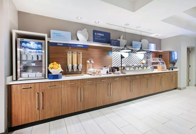 Holiday Inn Express Hotel & Suites Pell City By Ihg