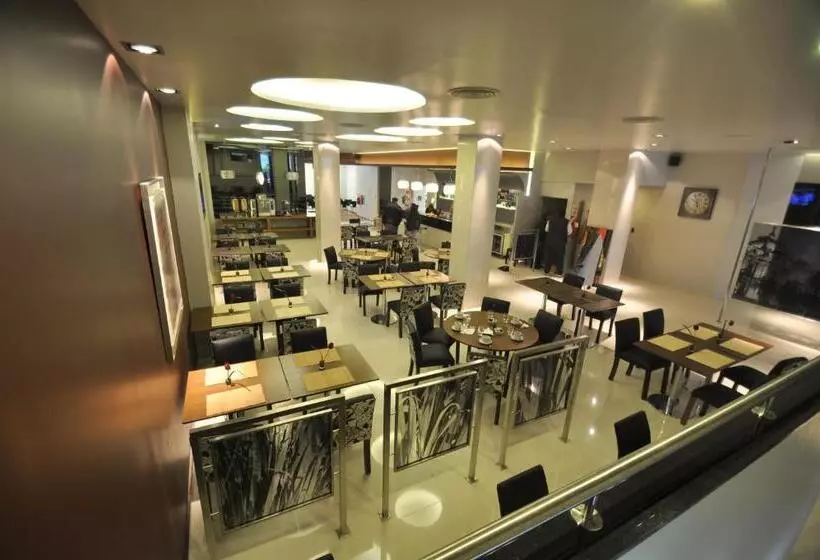 Hotel Bicentenario Suites & Spa