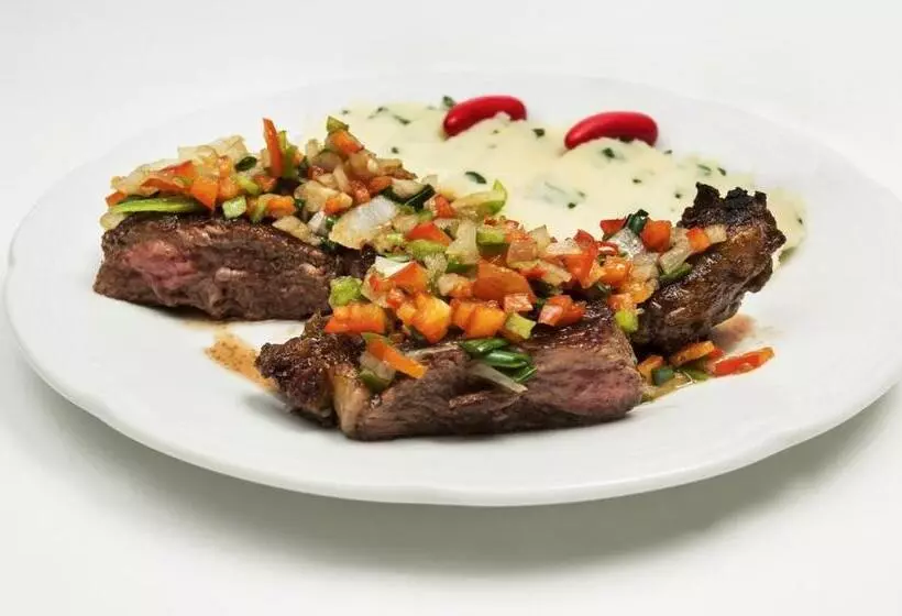 Hotel Bicentenario Suites & Spa