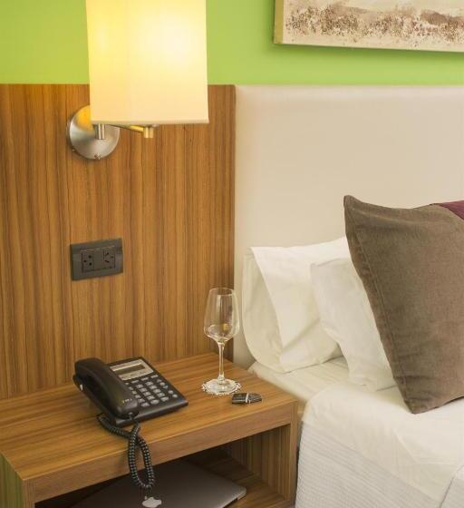 فندق Bicentenario Suites & Spa