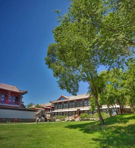 Отель Chengde Imperial Mountain Resort