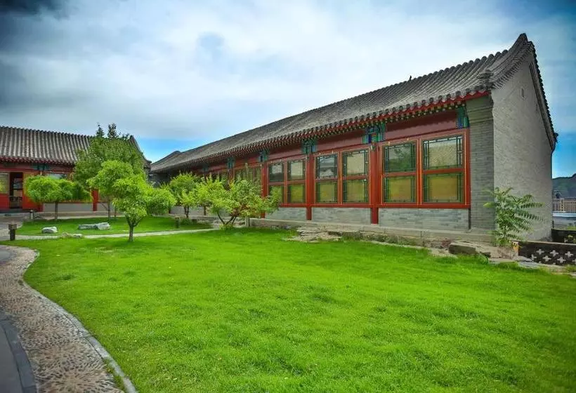Отель Chengde Imperial Mountain Resort