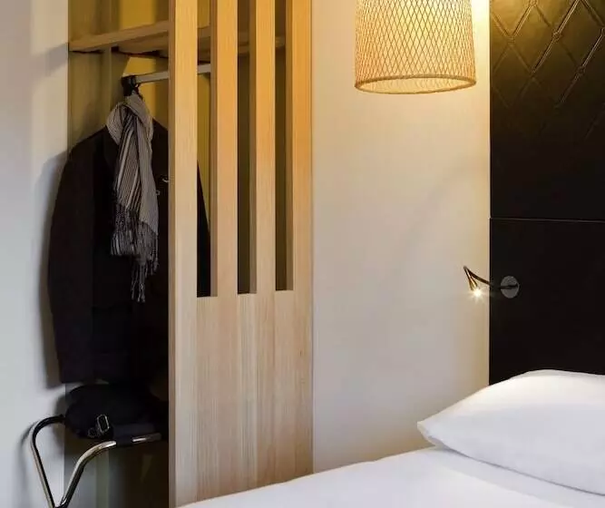 هتل Ibis Styles Paris Buttes Chaumont